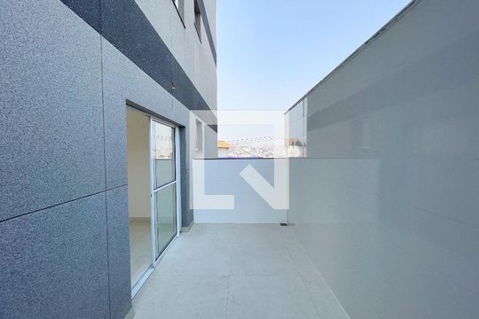 area privativa de apartamento à venda com 3 quartos, 130m² em Jardim Industrial, Contagem