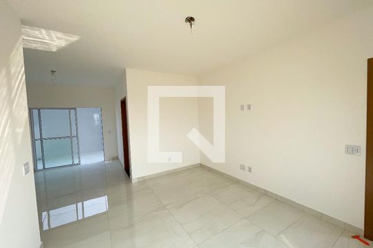Sala de apartamento à venda com 3 quartos, 130m² em Jardim Industrial, Contagem
