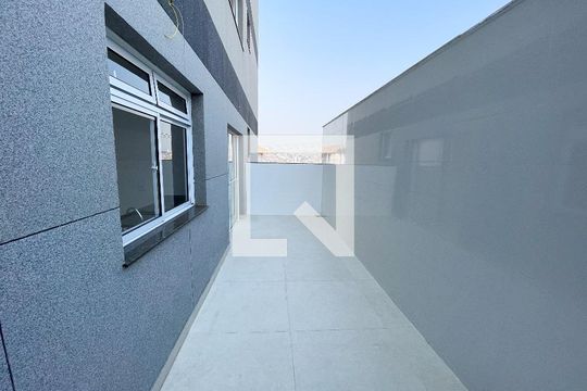 area privativa de apartamento à venda com 3 quartos, 135m² em Jardim Industrial, Contagem