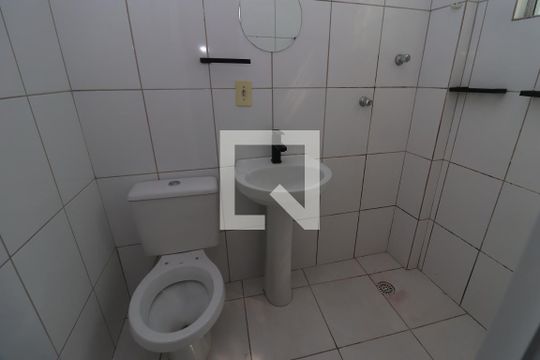 Banheiro de casa para alugar com 1 quarto, 40m² em Penha de França, São Paulo