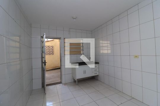 Cozinha de casa para alugar com 1 quarto, 40m² em Penha de França, São Paulo