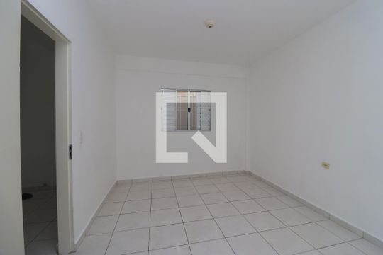 Quarto de casa para alugar com 1 quarto, 40m² em Penha de França, São Paulo