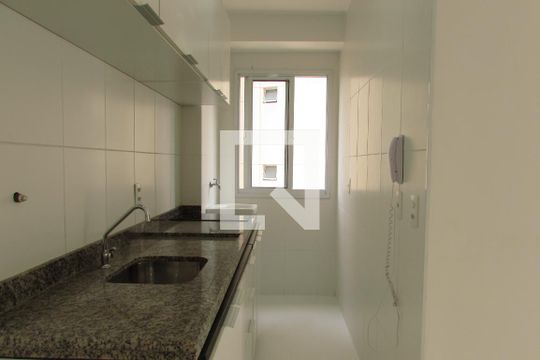 Cozinha de kitnet/studio para alugar com 1 quarto, 37m² em Vila Gomes, São Paulo