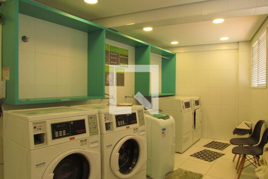 Área comum - Lavanderia de kitnet/studio para alugar com 1 quarto, 37m² em Vila Gomes, São Paulo