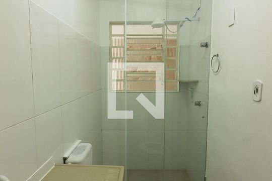 Banheiro Social de casa para alugar com 1 quarto, 59m² em Suísso, São Bernardo do Campo