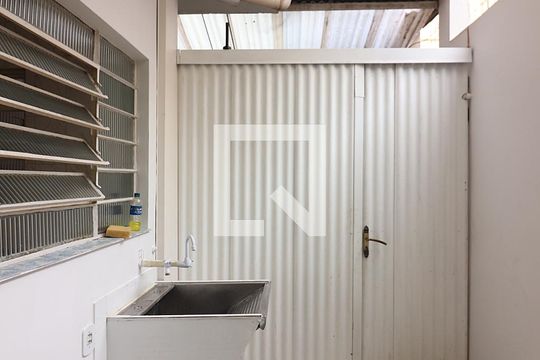 Área de Serviço de casa para alugar com 1 quarto, 59m² em Suísso, São Bernardo do Campo