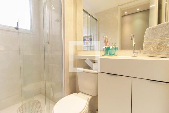 Banheiro de apartamento à venda com 2 quartos, 41m² em Itaquera, São Paulo