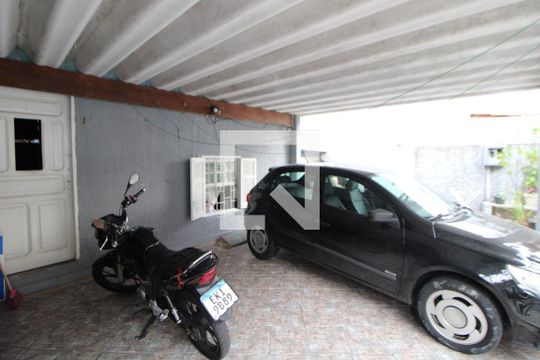 Garagem de casa à venda com 2 quartos, 145m² em Tucuruvi, São Paulo