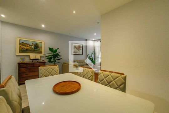 Sala de apartamento à venda com 3 quartos, 90m² em Recreio Bandeirante, Rio de Janeiro