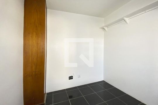 Despensa de apartamento para alugar com 3 quartos, 82m² em Pinheiro, São Leopoldo