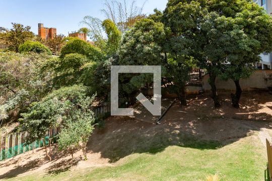 Área comum de apartamento para alugar com 4 quartos, 216m² em Estoril, Belo Horizonte