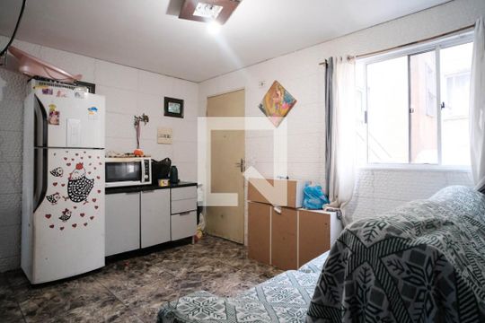 Apartamento à venda com 2 quartos, 52m² em Jardim Maringa, São Paulo