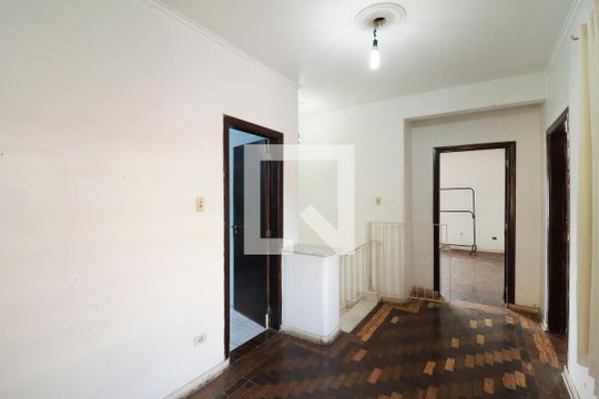 Escada de casa à venda com 3 quartos, 380m² em Vila Aurora (zona Norte), São Paulo