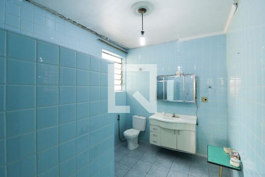 Banheiro 1 de casa à venda com 3 quartos, 380m² em Vila Aurora (zona Norte), São Paulo
