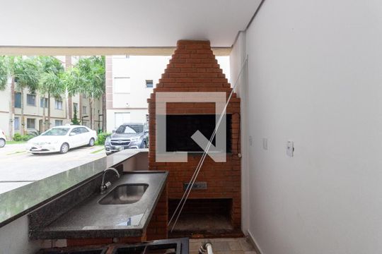 Área comum - Churrasqueira de apartamento para alugar com 2 quartos, 45m² em Jardim Santa Teresinha, São Paulo