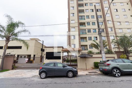 Fachada do Prédio de apartamento para alugar com 2 quartos, 45m² em Jardim Santa Teresinha, São Paulo
