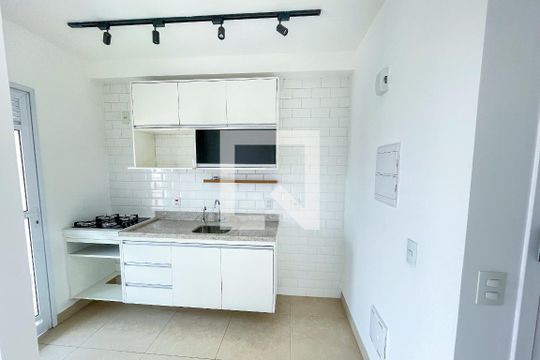 Cozinha de apartamento à venda com 1 quarto, 39m² em Sumarezinho, São Paulo