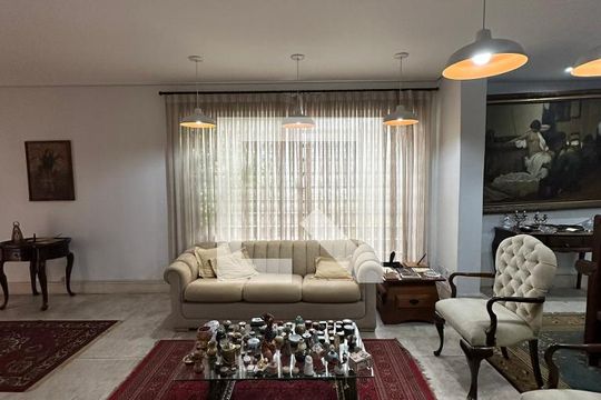 Sala de Estar de casa à venda com 2 quartos, 300m² em Vila Sonia, São Paulo