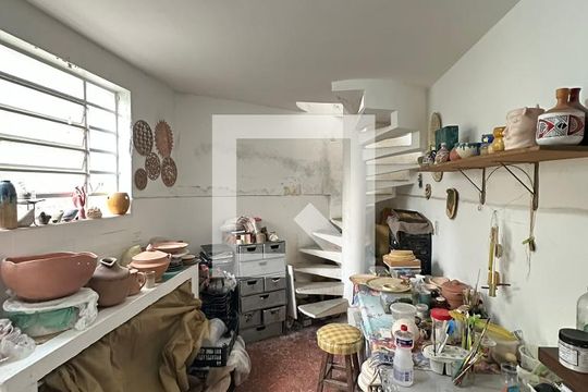 Sala/Cozinha Edicula de casa à venda com 2 quartos, 300m² em Vila Sonia, São Paulo
