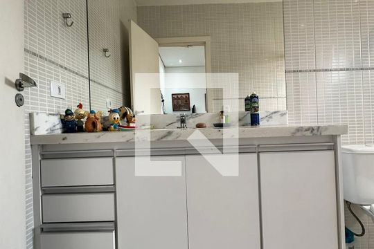 Banheiro da Suíte 1 de casa à venda com 2 quartos, 300m² em Vila Sonia, São Paulo