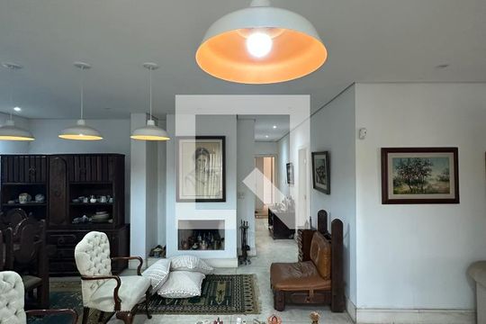 Sala de Estar de casa à venda com 2 quartos, 300m² em Vila Sonia, São Paulo