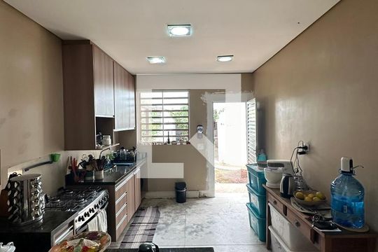 Cozinha de casa à venda com 2 quartos, 300m² em Vila Sonia, São Paulo