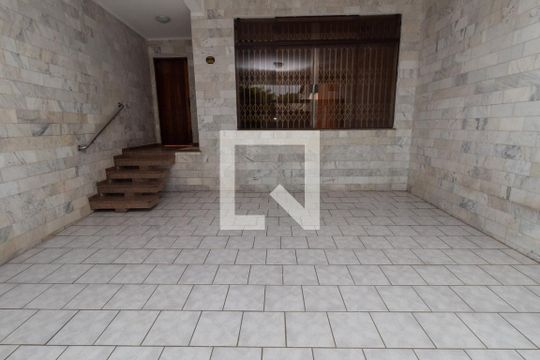 Garagem de casa à venda com 4 quartos, 190m² em Jardim Popular, São Paulo