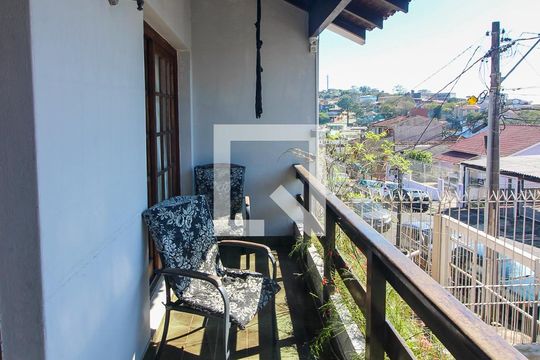 Sacada da Sala 1 de casa à venda com 3 quartos, 350m² em Partenon, Porto Alegre