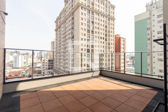 Área comum de kitnet/studio para alugar com 1 quarto, 22m² em Centro, Curitiba