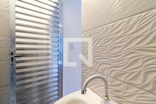 Lavabo de casa à venda com 4 quartos, 174m² em Vila Nova Cachoeirinha, São Paulo