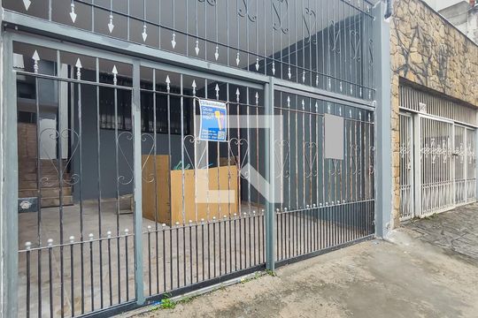 Fachada de casa à venda com 4 quartos, 174m² em Vila Nova Cachoeirinha, São Paulo