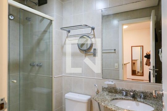 Banheiro de apartamento à venda com 1 quarto, 38m² em Barcelona, São Caetano do Sul
