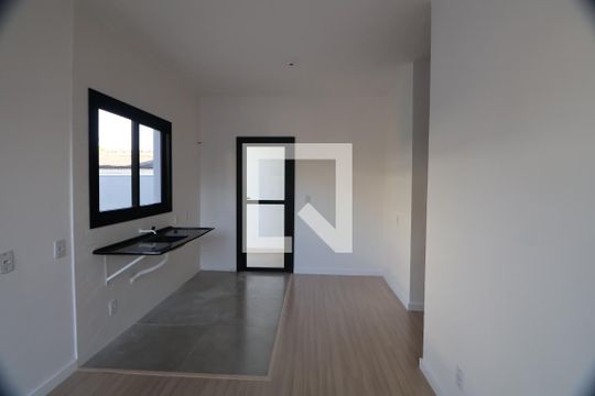 Casa de Condomínio à venda com 2 quartos, 149m² em São José, Canoas