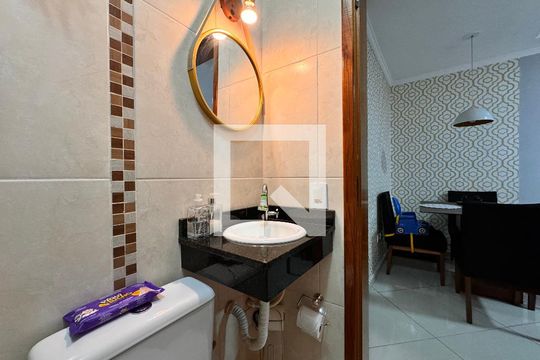 Banheiro  de apartamento à venda com 2 quartos, 54m² em Parque das Nações, Santo André