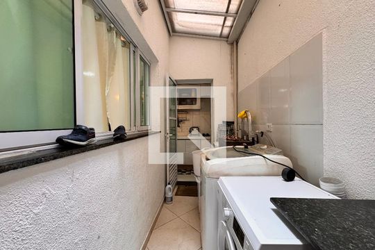 Lavanderia de apartamento à venda com 2 quartos, 54m² em Parque das Nações, Santo André