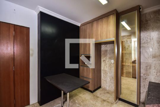 Cozinha de apartamento à venda com 3 quartos, 163m² em Vila Andrade, São Paulo
