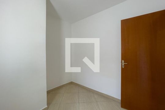 Quarto 2 de casa de condomínio para alugar com 2 quartos, 110m² em Parque Santa Rita, São Paulo