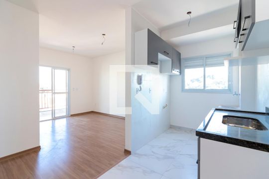 Cozinha de apartamento à venda com 2 quartos, 55m² em Parada Inglesa, São Paulo