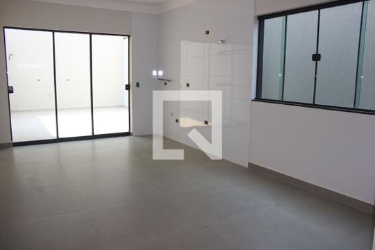 Cozinha de casa à venda com 3 quartos, 131m² em Jardim Vila Galvao, Guarulhos