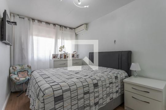 Quarto 1 de casa de condomínio à venda com 3 quartos, 150m² em Parque Santa Fé, Porto Alegre