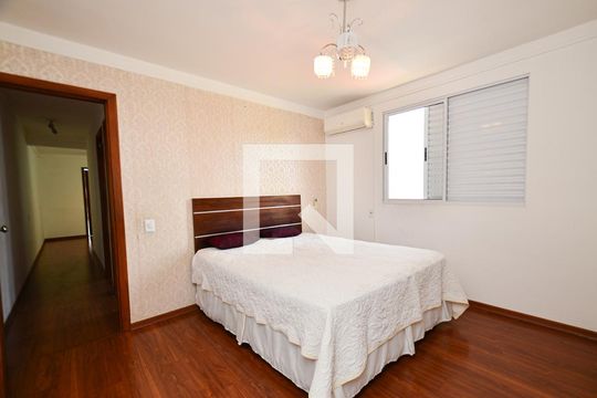 Quarto2/ suite de casa à venda com 3 quartos, 183m² em Goiânia, Belo Horizonte