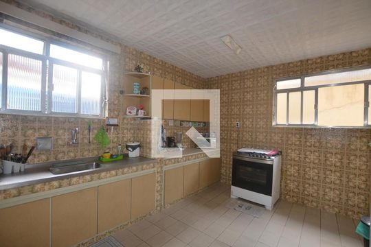 Cozinha de casa à venda com 4 quartos, 165m² em Irajá, Rio de Janeiro