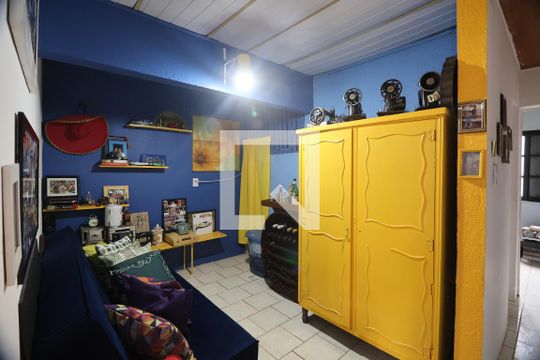 Sala de casa à venda com 3 quartos, 150m² em Guajuviras, Canoas