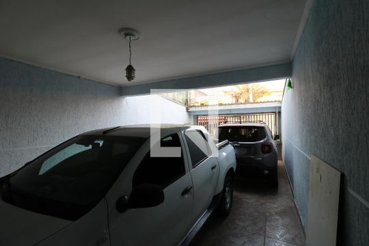 Garagem de casa à venda com 4 quartos, 200m² em Vila Curuçá, Santo André