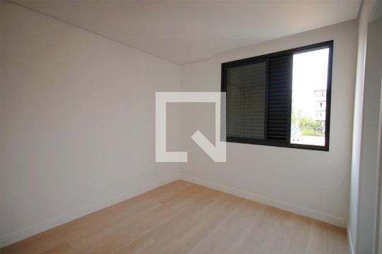 Suite de apartamento para alugar com 3 quartos, 130m² em União, Belo Horizonte