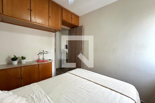 Quarto de apartamento à venda com 1 quarto, 47m² em Vila Guarani, São Paulo