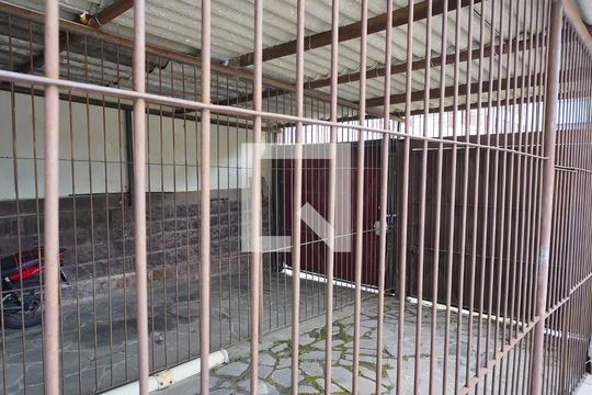 Garagem de apartamento à venda com 2 quartos, 64m² em Rubem Berta, Porto Alegre