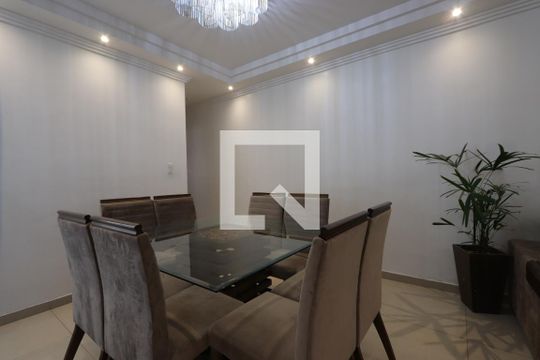 Sala de Jantar de casa à venda com 3 quartos, 225m² em Jardim Vila Formosa, São Paulo