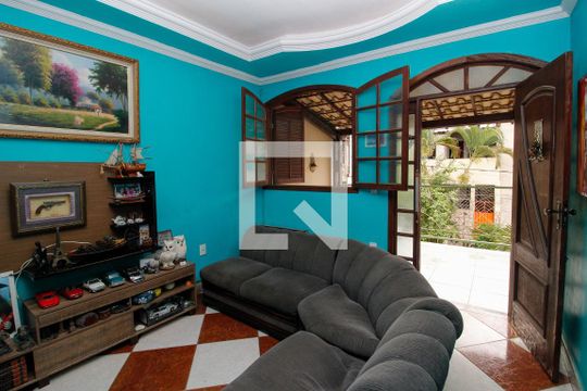 Sala de casa para alugar com 3 quartos, 370m² em Jardim Vitória, Belo Horizonte
