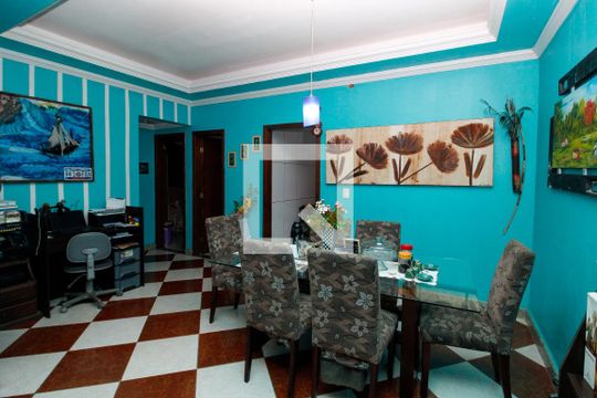 Sala de casa para alugar com 3 quartos, 370m² em Jardim Vitória, Belo Horizonte